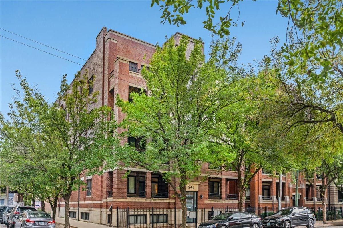 693 N Peoria Street #4N Chicago IL 60642 MLS #MRD12495075 45 MLS #MRD12495075 image #0