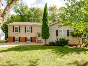 3801 Monte Carlo Way Joliet IL 60436 MLS #MRD12344519 56 broker reciprocity