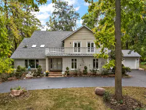 1105 W Bauer Road Naperville IL 60563 MLS #MRD12501932 58 broker reciprocity
