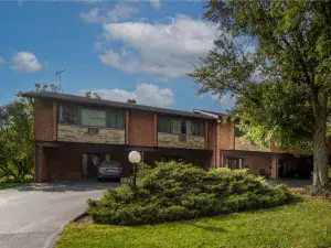 2300 Sherman Avenue #2C Evanston IL 60201 MLS #MRD12470009 52 broker reciprocity