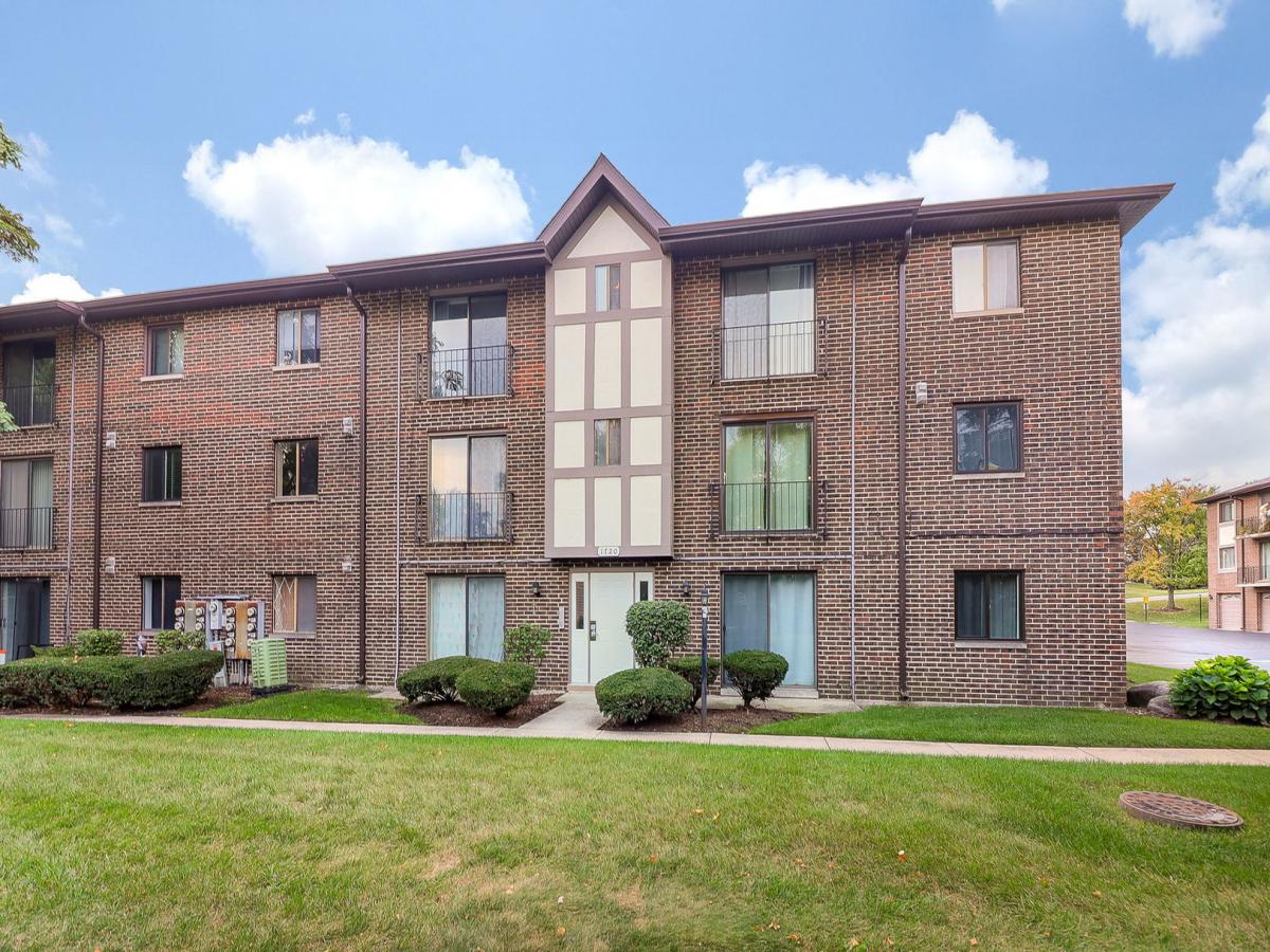 1721 S Washington Street #1721 Naperville IL 60565 MLS #MRD12495364 45 MLS #MRD12495364 image #0