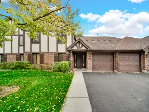 1275 E Baldwin Lane #504 Palatine IL 60074 MLS #MRD12500796 50 broker reciprocity