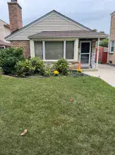 5741 N Washtenaw Avenue #1 Chicago IL 60659 MLS #MRD12502087 52 broker reciprocity