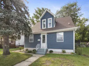 1307 W Washington Street Ottawa IL 61350 MLS #MRD12352944 62 broker reciprocity