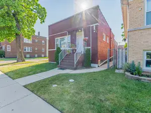 5119 S WASHTENAW Avenue Chicago IL 60632 MLS #MRD12448672 60 broker reciprocity
