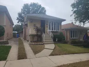1729 N Fairfield Avenue #2 Chicago IL 60647 MLS #MRD12502190 58 broker reciprocity