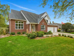 2331 Stone Creek Drive New Lenox IL 60451 MLS #MRD12502050 50 broker reciprocity