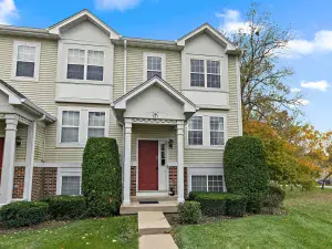 338 S LITCHFIELD Drive Round Lake IL 60073 MLS #MRD12470886 46 broker reciprocity