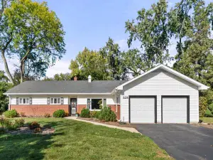 563 Grosvenor Lane Aurora IL 60504 MLS #MRD12485788 56 broker reciprocity