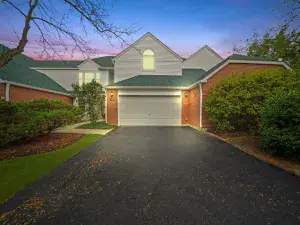 3303 Redbud Drive Lindenhurst IL 60046 MLS #MRD12494322 44 broker reciprocity