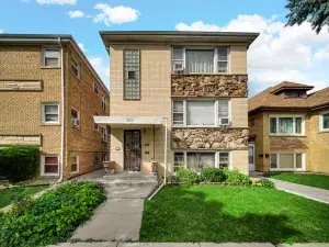 4304 N Lawndale Avenue Chicago IL 60618 MLS #MRD12494087 52 broker reciprocity
