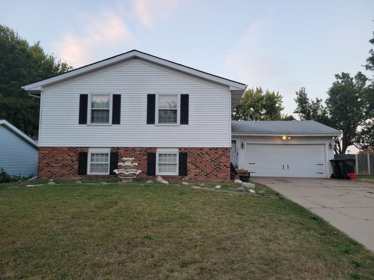 1828 Johnson Drive Normal IL 61761 MLS #MRD12496078 45 MLS #MRD12496078 image #0