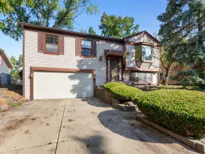 617 N View Street Aurora IL 60506 MLS #MRD12498558 48 broker reciprocity
