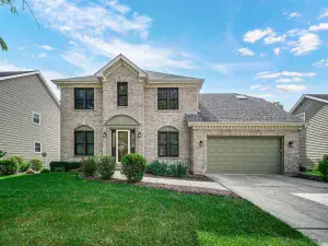 2319 Hirsch Drive Oswego IL 60543 MLS #MRD12462502 54 broker reciprocity