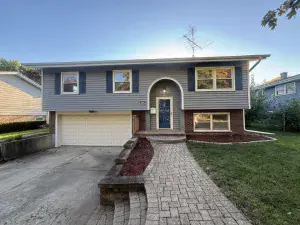 1426 Kings Road Carpentersville IL 60110 MLS #MRD12497797 54 broker reciprocity