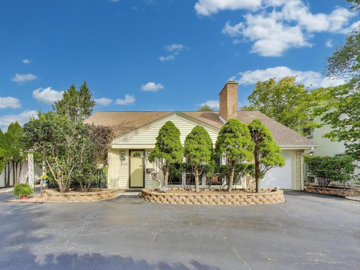 3226 Sprucewood Road Wilmette IL 60091 MLS #MRD12496516 45 MLS #MRD12496516 image #0