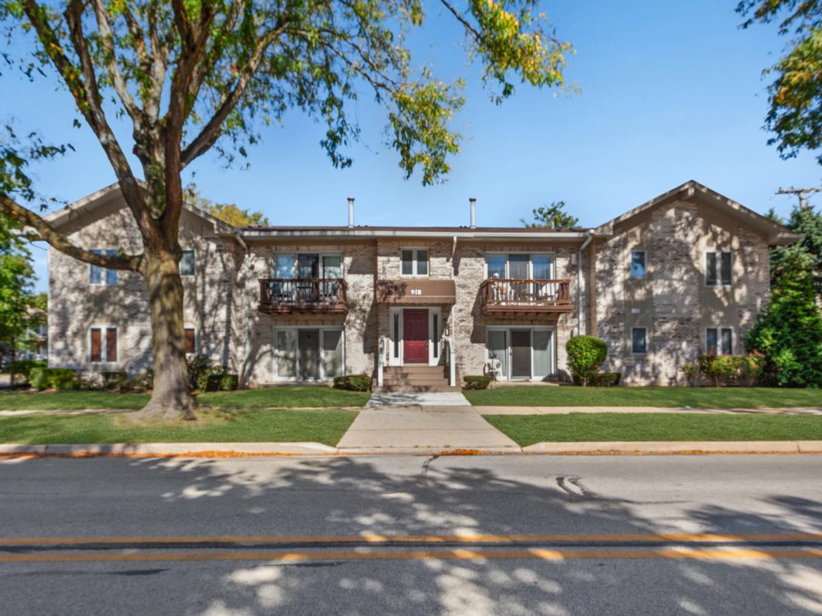 918 Rogers Street #103 Downers Grove IL 60515 MLS #MRD12496606 45 MLS #MRD12496606 image #0