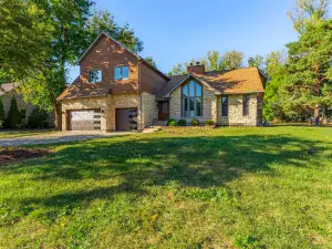 233 N Park Boulevard Glen Ellyn IL 60137 MLS #MRD12495462 62 broker reciprocity