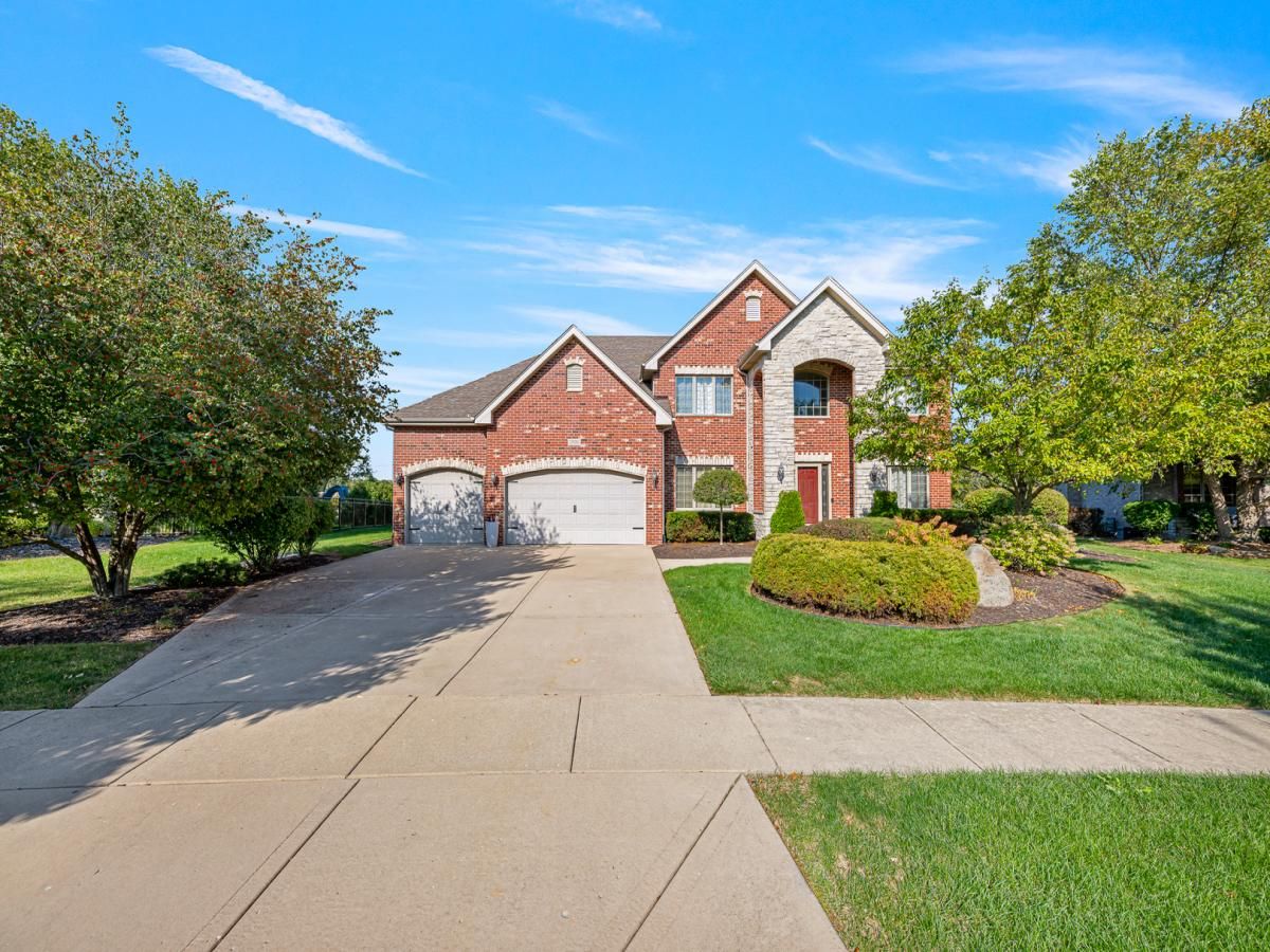 1990 Edgeview Drive New Lenox IL 60451 MLS #MRD12496659 45 MLS #MRD12496659 image #0