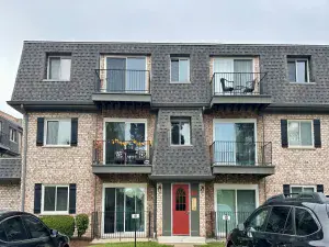 1119 E Algonquin Road #7 Arlington Heights IL 60005 MLS #MRD12497703 64 broker reciprocity