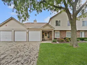 31 Bridlewood Road Northbrook IL 60062 MLS #MRD12494643 50 broker reciprocity