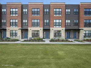 700 W Pleasant Avenue Villa Park IL 60181 MLS #MRD12449595 56 broker reciprocity