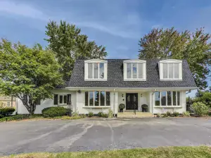 60 E Fabish Drive Buffalo Grove IL 60089 MLS #MRD12502399 58 broker reciprocity