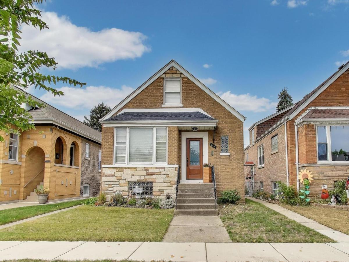 3816 Wisconsin Avenue Berwyn IL 60402 MLS #MRD12497539 45 MLS #MRD12497539 image #0
