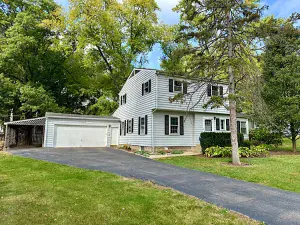 931 W Downer Place Aurora IL 60506 MLS #MRD12486301 62 broker reciprocity