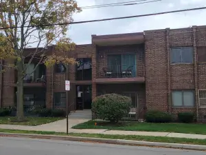 808 S Harvard Avenue Villa Park IL 60181 MLS #MRD12499529 22 broker reciprocity