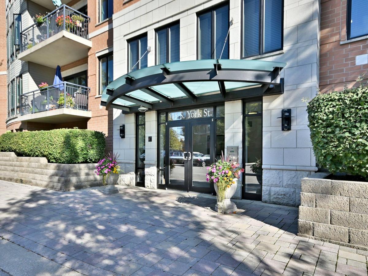145 S York Street #404 Elmhurst IL 60126 MLS #MRD12497819 45 MLS #MRD12497819 image #0