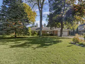 601 S 6th Avenue Maywood IL 60153 MLS #MRD12502941 52 broker reciprocity