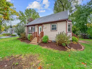 5703 Fox Lake Road McHenry IL 60051 MLS #MRD12504338 54 broker reciprocity