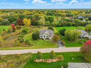 60 E Fabish Drive Buffalo Grove IL 60089 MLS #MRD12502399 46 broker reciprocity