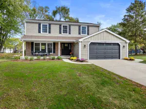 1845 Maryland Drive Elk Grove Village IL 60007 MLS #MRD12491545 60 broker reciprocity