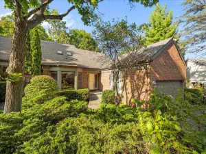 1218 Byrne Boulevard Vernon Hills IL 60061 MLS #MRD12503081 46 broker reciprocity