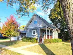 215 W Rock Street Plano IL 60545 MLS #MRD12473023 60 broker reciprocity