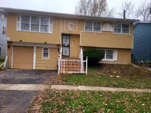 20124 Oak Lane #- Lynwood IL 60411 MLS #MRD12432567 112 broker reciprocity