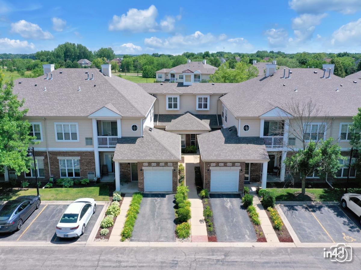 614 Pineridge N Drive #614 Oswego IL 60543 MLS #MRD12498735 45 MLS #MRD12498735 image #0