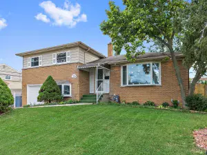 6355 Ulster Drive Tinley Park IL 60477 MLS #MRD12450002 46 broker reciprocity