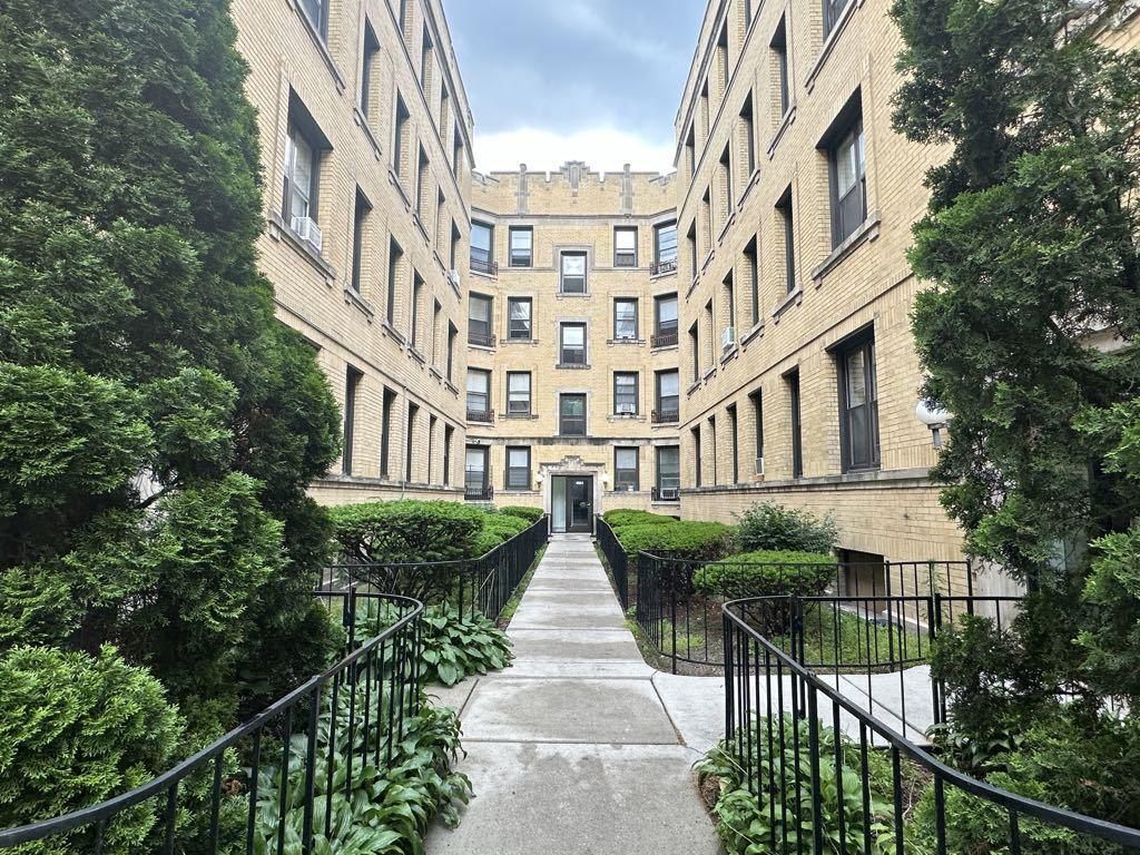 4606 N Beacon Street #4B Chicago IL 60640 MLS #MRD12498870 45 MLS #MRD12498870 image #0