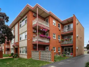 1225 W Lunt Avenue #2B Chicago IL 60626 MLS #MRD12458047 56 broker reciprocity