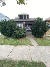 8439 S Crandon Avenue Chicago IL 60617 MLS #MRD12386317 64 broker reciprocity