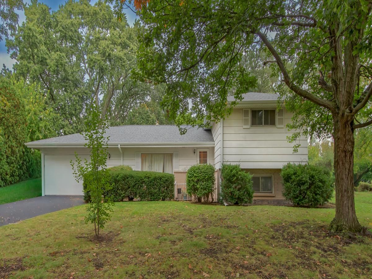 3026 Glenway Drive Northbrook IL 60062 MLS #MRD12499373 45 MLS #MRD12499373 image #0