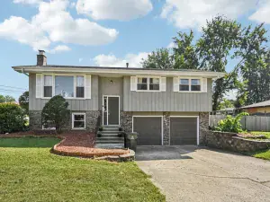 1417 Glenwood Avenue Joliet IL 60435 MLS #MRD12485528 62 broker reciprocity