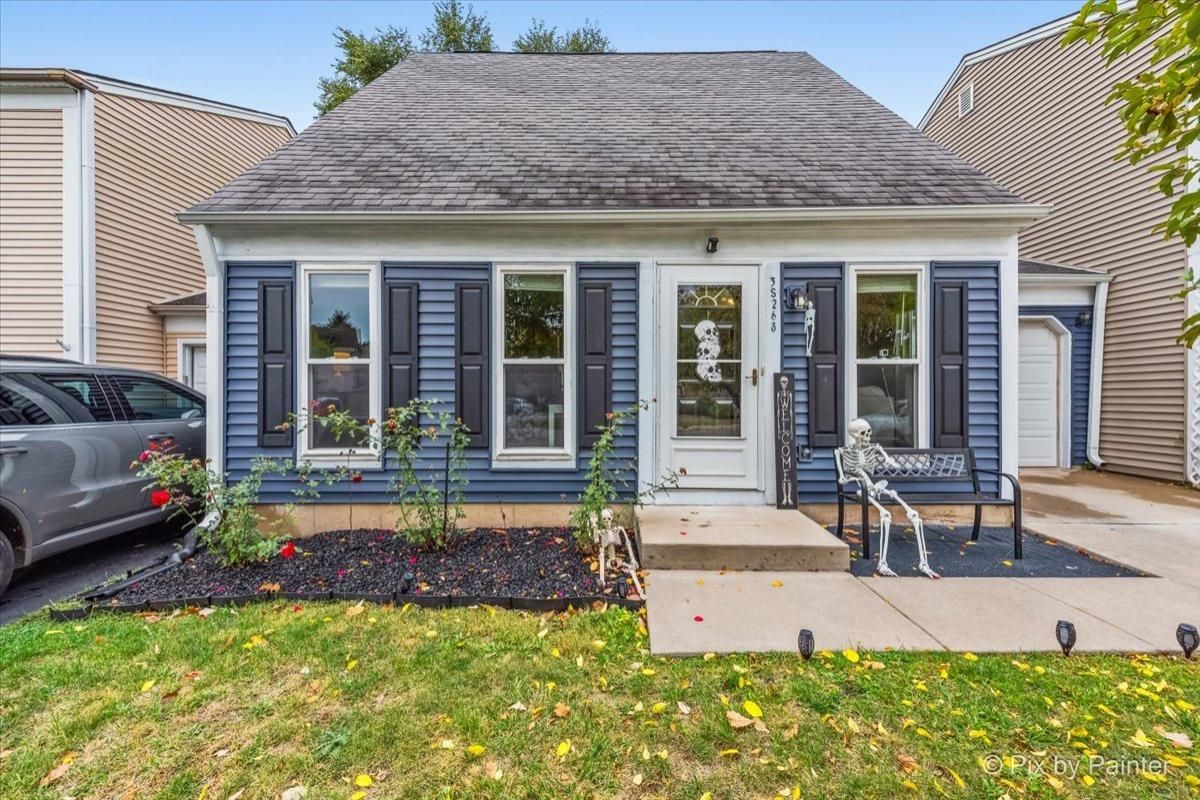 3S268 Twin Pines Drive Warrenville IL 60555 MLS #MRD12499589 45 MLS #MRD12499589 image #0
