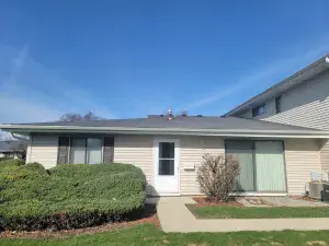 142 Lincoln Oaks Drive #1008 Willowbrook IL 60527 MLS #MRD12499228 64 broker reciprocity