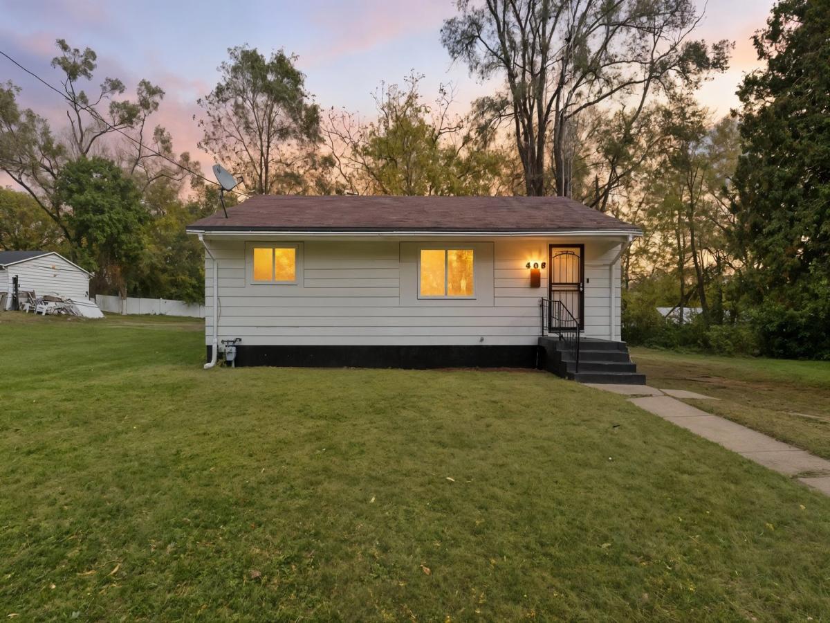 406 S Independence Avenue Rockford IL 61102 MLS #MRD12499649 45 MLS #MRD12499649 image #0