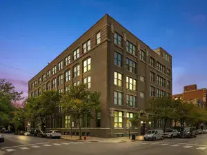 4711 N Lamon Avenue Chicago IL 60630 MLS #MRD12049794 94 broker reciprocity