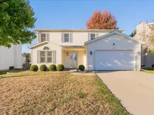 123 S Devonshire Drive Bloomington IL 61704 MLS #MRD12482315 48 broker reciprocity